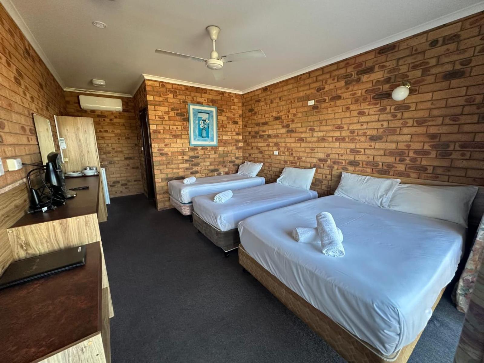 Merimbula Gardens Motel Экстерьер фото