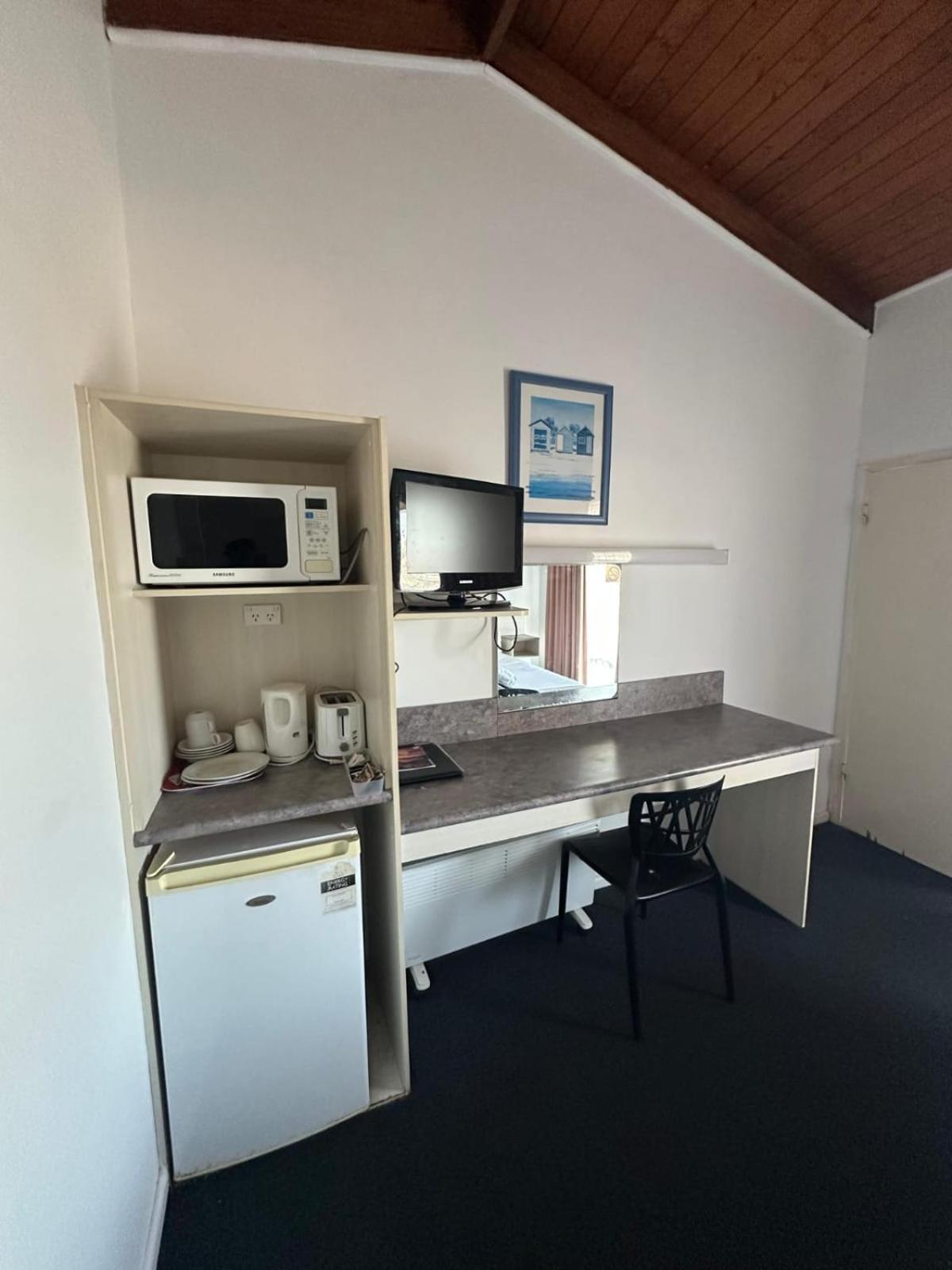 Merimbula Gardens Motel Экстерьер фото